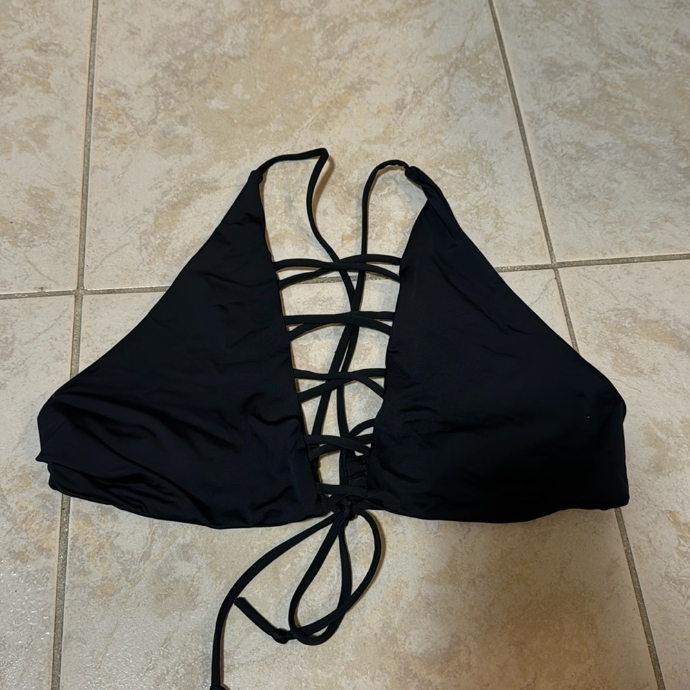 Black bikini top. Size M